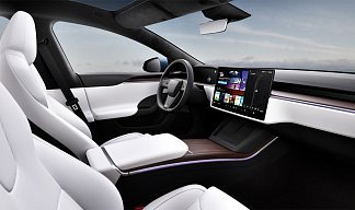 Tesla Model S Long Range голубого цвета 2025 года на 21 колёсах фото 5