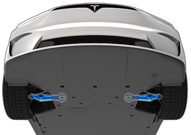 Вид на нижнюю часть передней части автомобиля с выделенными синим цветом нижними рычагами подвески.