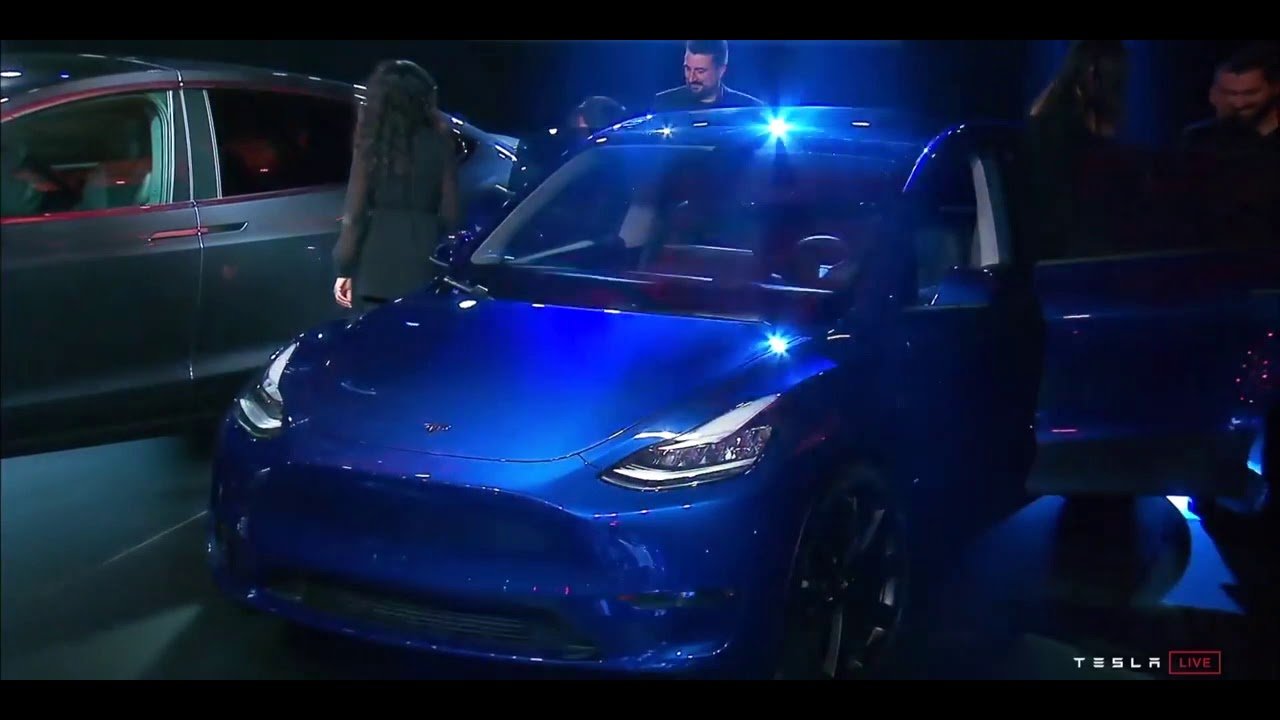 Обзор Tesla Model Y после тест драйва Алексей Еремчук
