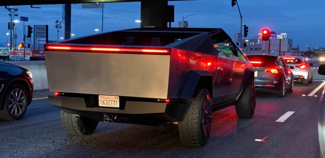 Сроки выхода разных модификаций CYBRTRCK изменились с первыми предзаказами