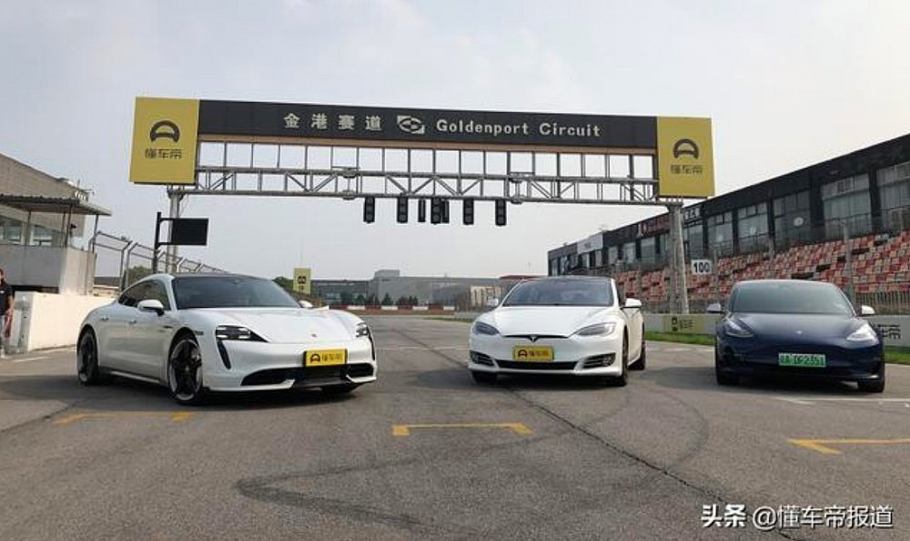 Tesla Model 3 оказалась быстрее на треке, чем Porsche Taycan