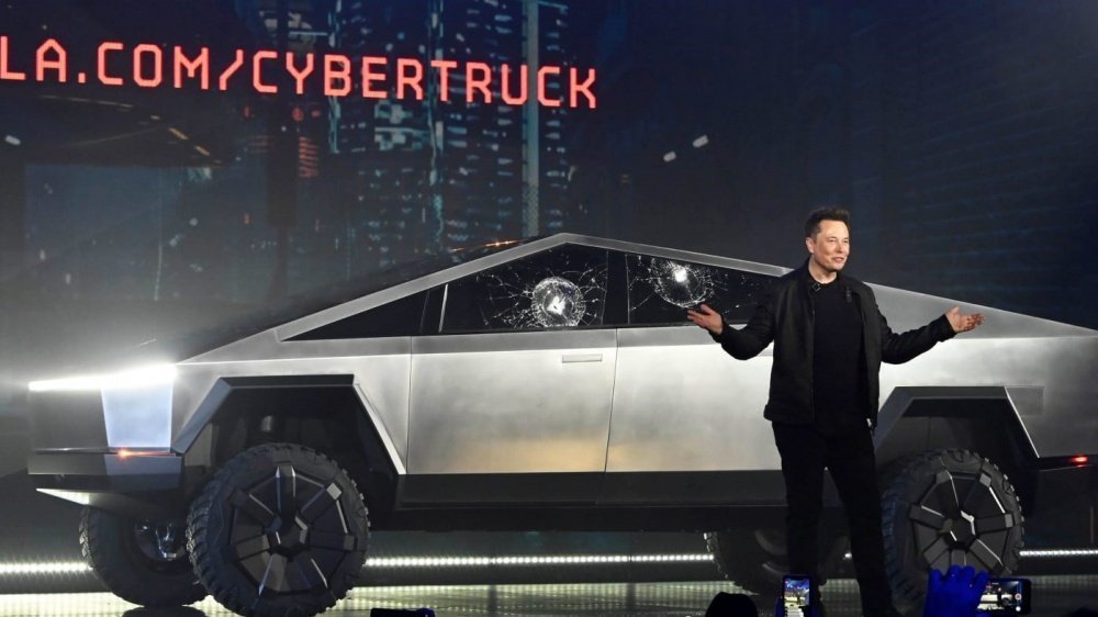 Элементы интерфейса Tesla Cybertruck попали на патентные изображения