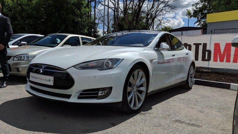 Новая зарядная станция для электромобилей открыта на пути к «Шереметьево»