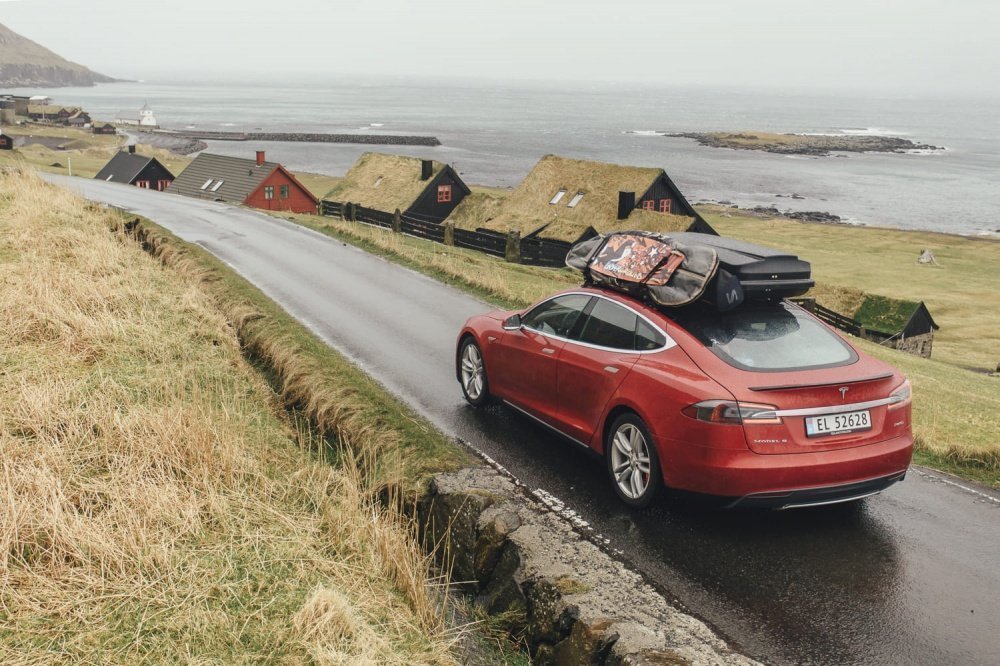 Насколько хорошо рынок может принять электромобили — пример Исландии и Tesla