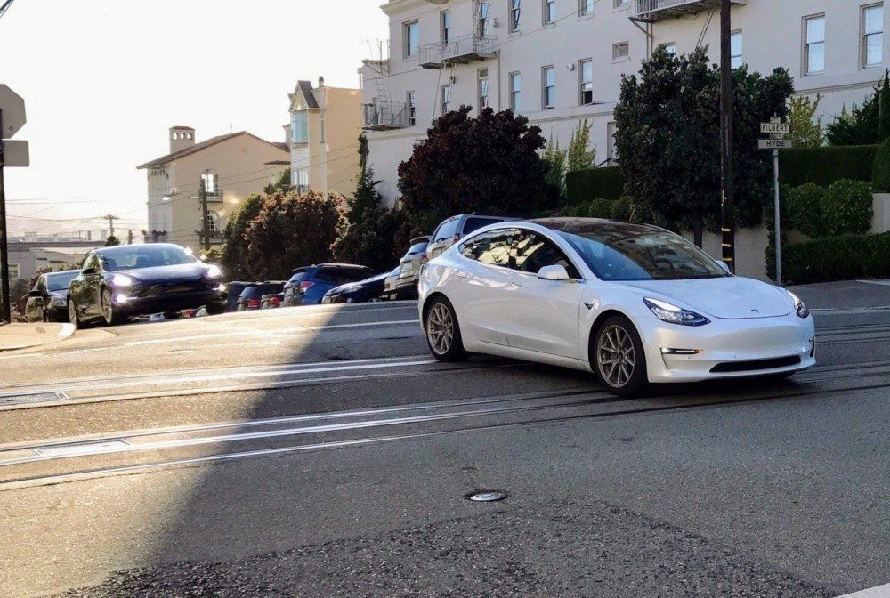 Tesla опубликовали условия гарантии Model 3