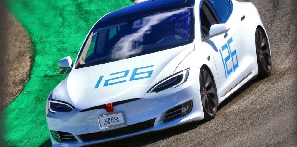 Tesla установили новый рекорд трассы Laguna Seca, тестируя новые силовые агрегаты и шасси