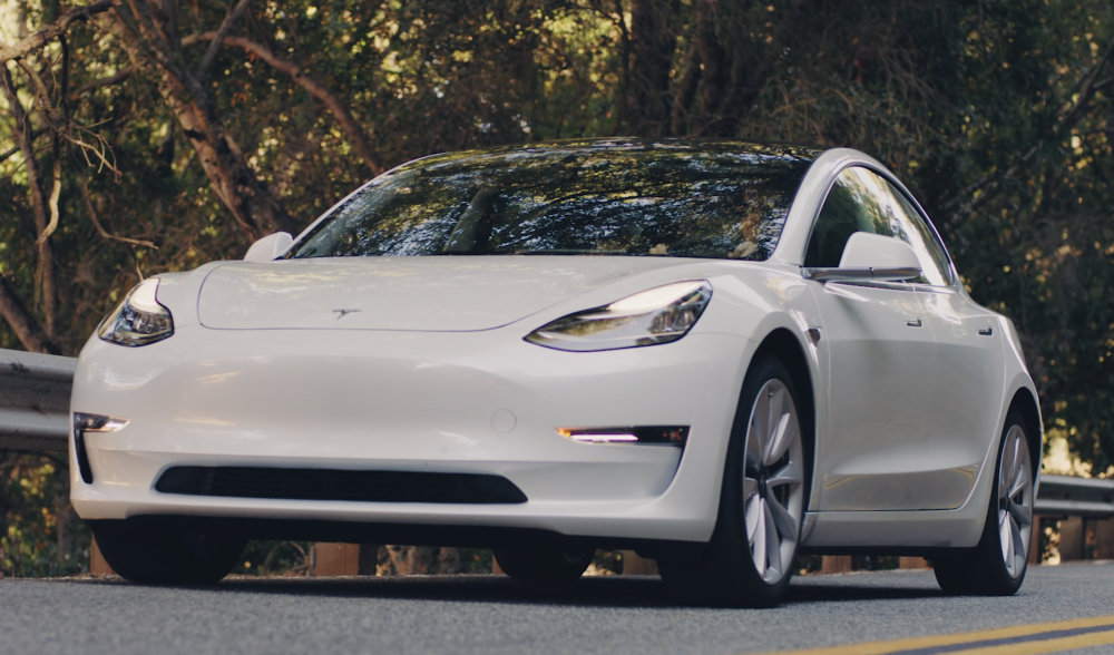 Новые изменения в комплектациях Tesla Model 3, Model S и Model X