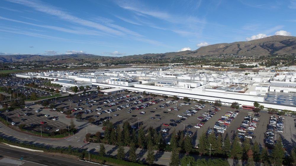 Власти Калифорнии одобрили проект расширения фабрики Tesla Motors [бонус: фото завода с высоты птичьего полета]