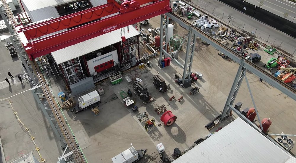 До конца года Tesla получит десяток гигантских прессов Giga Press