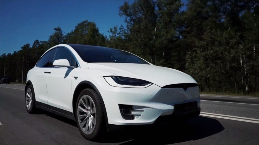 Открываем с Warpath зарядную станцию для Tesla на пути в Сибирь