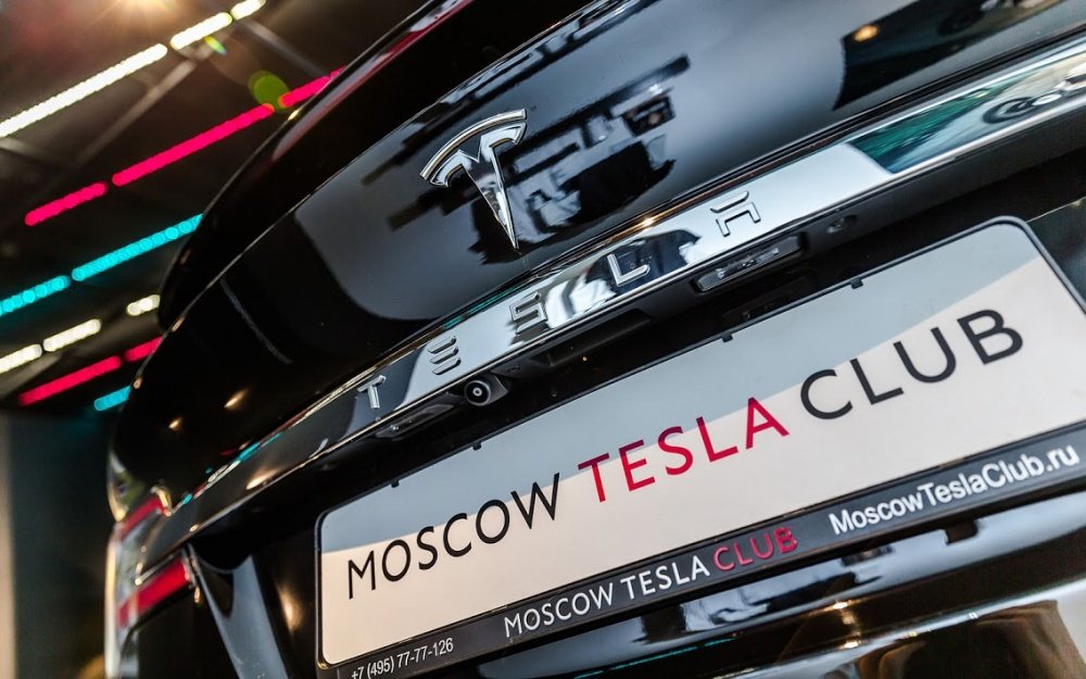 В Москве отменен транспортный налог на электромобили