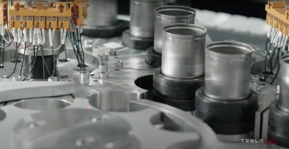 Устройство ячейки 4680 и подробности о Tesla за $25,000