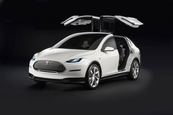Новая Модель Tesla X ориентирована на женщин