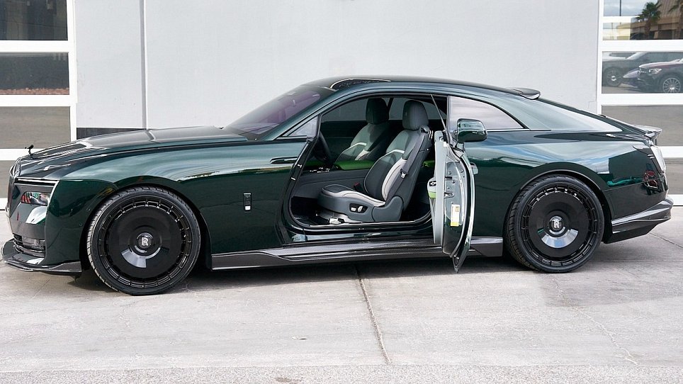 Фото 1 Rolls-Royce Spectre. Купить в Москве