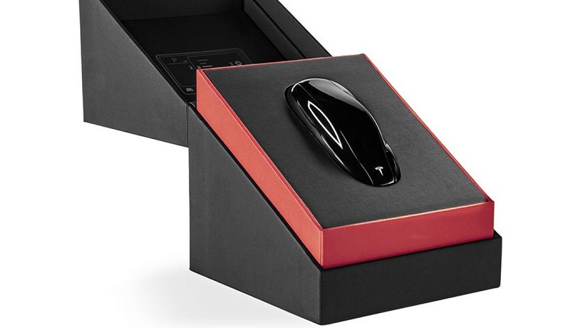 Для Tesla Model 3 теперь можно заказать ключ