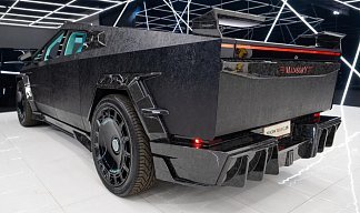Tesla Cybertruck All-Wheel Drive Mansory Elongation черного цвета 2024 года на 20 колёсах фото 4
