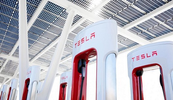 Пост в блоге «Все станции Tesla Supercharger начнут получать энергию из возобновляемых источников до конца года | Блог Moscow Tesla Club»