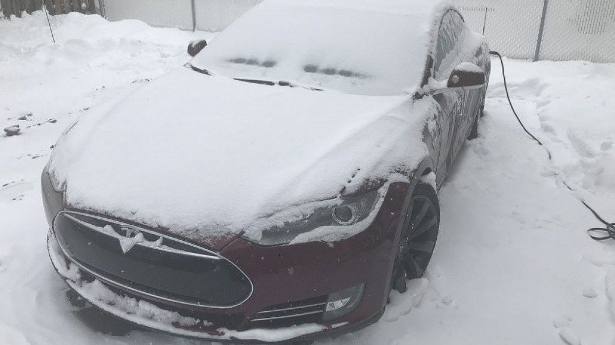 Tesla добавит подогрев батареи для лучшей эффективности в холодную погоду