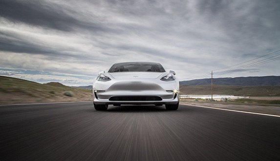 Пост в блоге «Большинство заказавших Tesla Model 3 выбирают автопилот в качестве опции — блог Moscow Tesla Club»