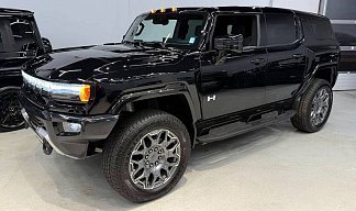 GMC Hummer SUV EV черного цвета 2024 года фото 1