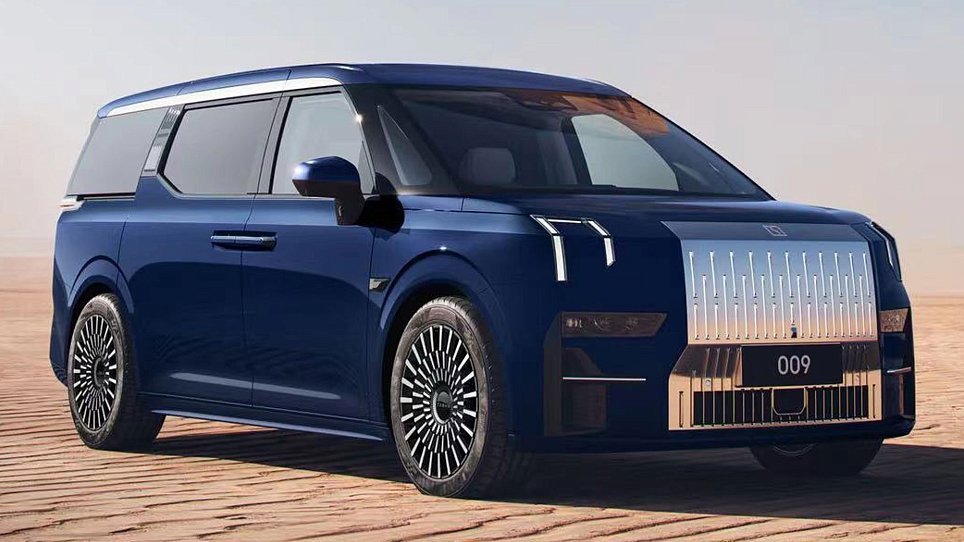 Фото 1 Zeekr 009 ME. Купить в Москве