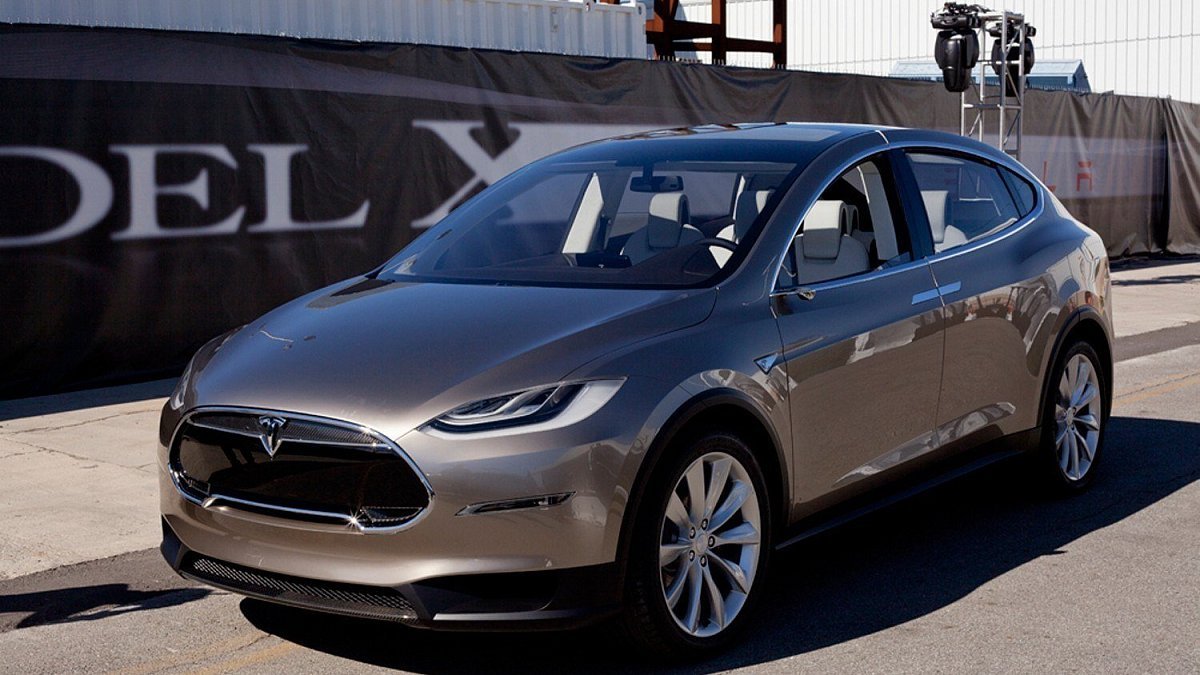 Власти Японии разрешили установку камер вместо зеркал заднего вида