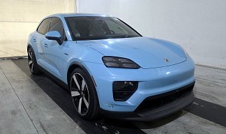 Porsche Macan 4 голубого цвета 2024 года на 20 колёсах фото 5