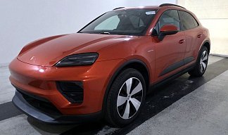 Porsche Macan 4 красного цвета 2024 года фото 1