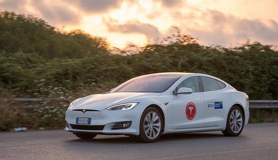 Пост в блоге «Tesla Model S 100D прошла более 1000 километров без подзарядки | Блог Moscow Tesla Club»