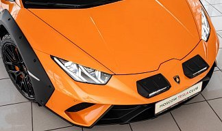 Lamborghini Huracán Sterrato оранжевого цвета 2024 года на 19 колёсах фото 5
