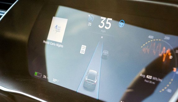 Пост в блоге «Прямой эфир Москва FM: пробег автопилота Tesla перед фатальным инцидентом составил более 200 млн. км | Блог Moscow Tesla Club»