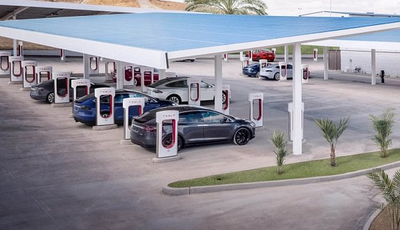 Пост в блоге «Tesla уберет опцию пожизненно бесплатной зарядки на Supercharger для подержанных машин | Блог Moscow Tesla Club»