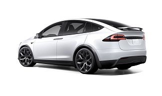 Tesla Model X Long Range белого цвета 2025 года на 22 колёсах фото 3