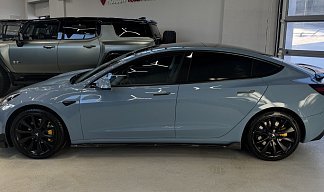 Tesla Model 3 Long Range голубого цвета 2020 года фото 1