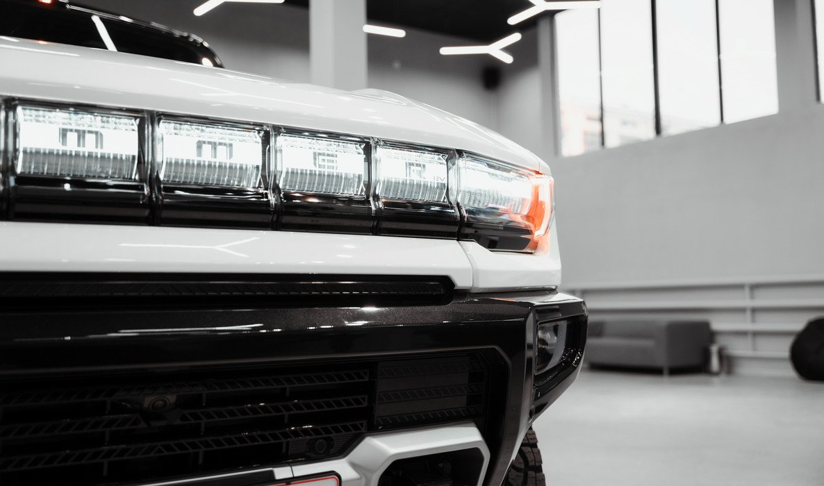 Фото Hummer EV (2 слайд)