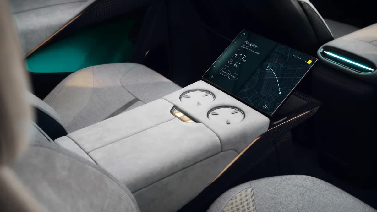 Фото Lotus Eletre (20 слайд)