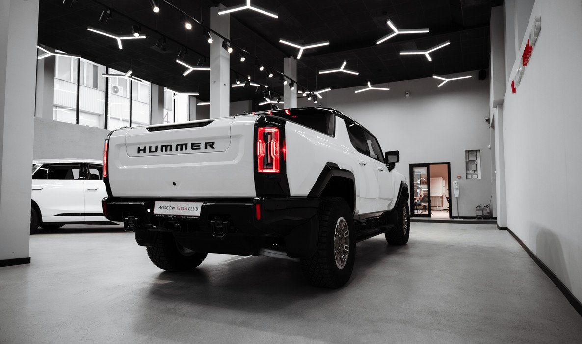 Фото Hummer EV (3 слайд)