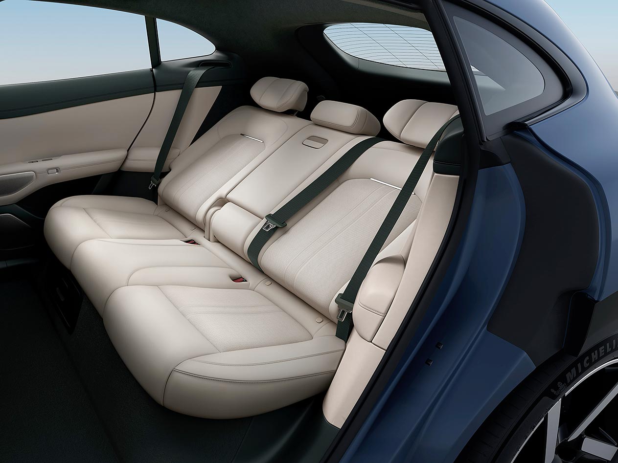 Фото Xiaomi YU7 (6 слайд)