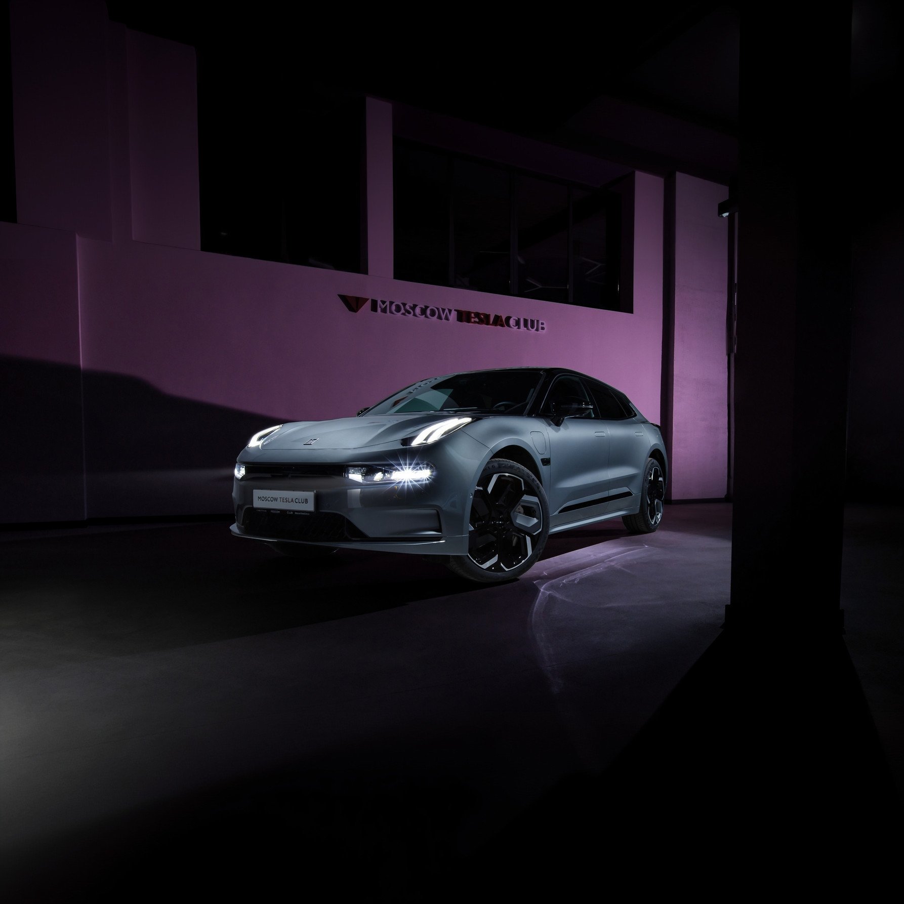 Автомобиль Zeerk 001