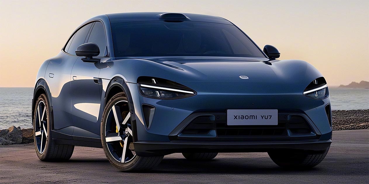 Фото Xiaomi YU7 (2 слайд)