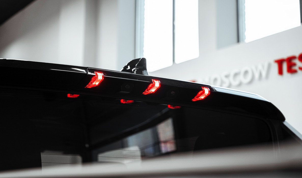 Фото Hummer EV (5 слайд)