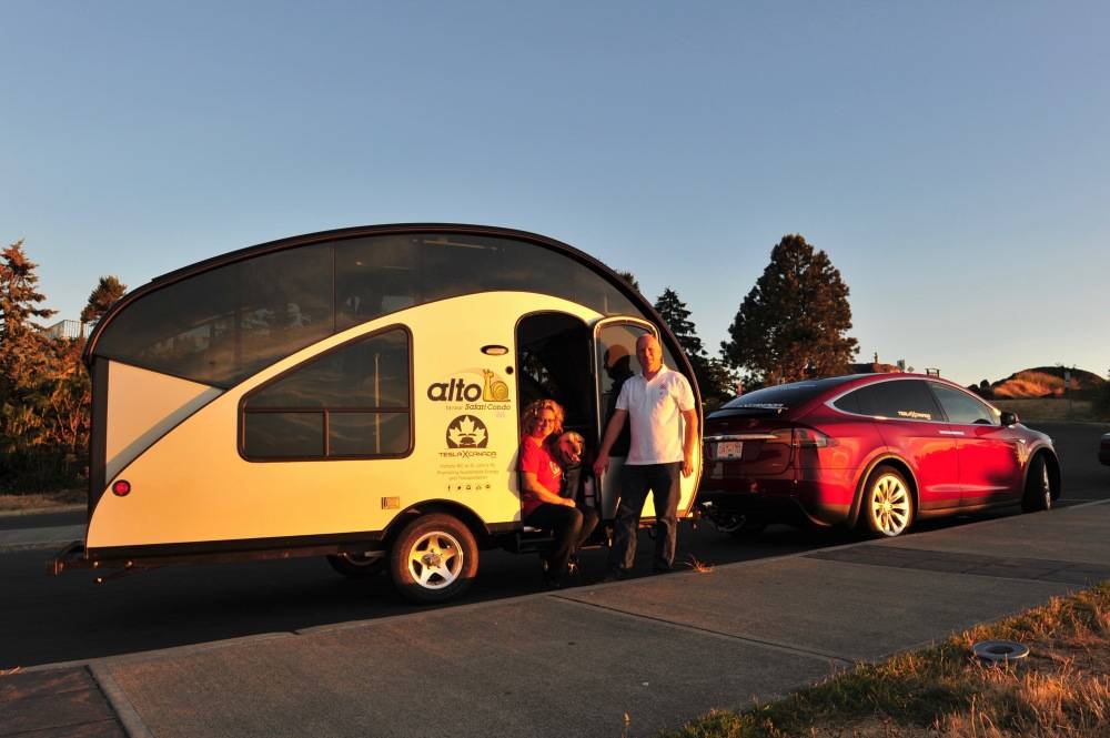 2016-06-06-teslaxcanada-3