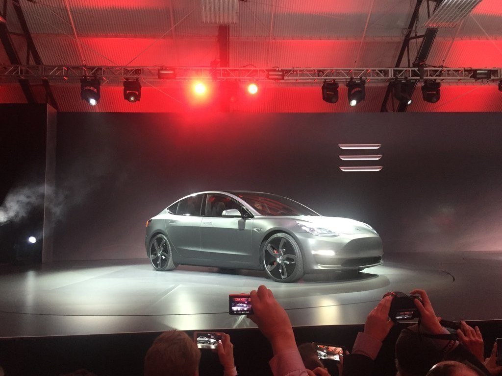 Tesla&nbsp;Model&nbsp;3