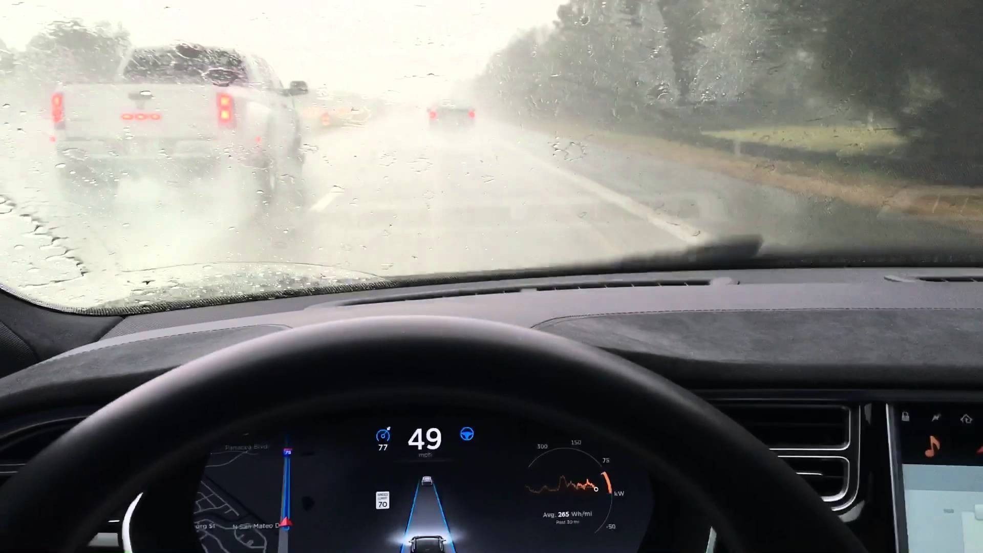 tesla-autopilot-performs-surpris